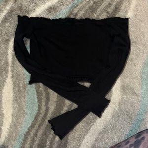 Long sleeve crop top